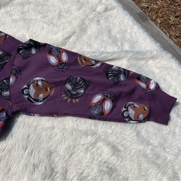 Sz Large Sold Out Purple Marvel Black Panther Cropped Crewneck Sweatshirt Top - Picture 5 of 8